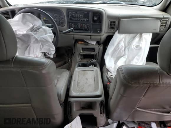 ✅ 1999 Chevrolet Silverado 1500 LS • VIN: 2GCEC19TXX1130074 • Lot: 47924044. Wystawiony na Copart z przebiegiem 293 994 mil mil. Skorzystaj z bezpłatnego archiwum sprzedaży aukcyjnych z USA i zobacz szczegółowy raport historii pojazdu na DreamBid. Zdjęcie 8.