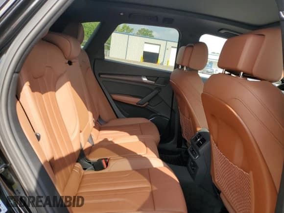 ✅ 2024 Audi Q5 S line Premium • VIN: WA1GAAFY4R2052306 • Lot: 67639305. Listed on Copart with 21,576 mi. Free auction sales archive from the USA and detailed vehicle history report at DreamBid. Image 11.