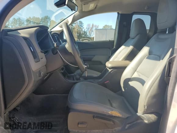 ✅ 2015 Chevrolet Colorado 2WD • VIN: 1GCHS1EA0F1172052 • Лот: 80849334. Опубликован ранее на Copart с пробегом 106 081 миль. Бесплатный доступ к архиву аукционных продаж из США и подробный отчёт об истории автомобиля на DreamBid. Изображение 7.