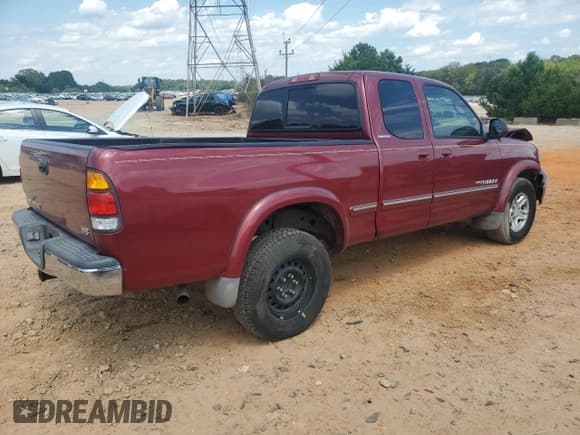✅ 2000 Toyota Tundra Limited • VIN: 5TBRT3815YS094472 • Лот: 70845455. Опубликован ранее на Copart с пробегом 196 402 миль. Бесплатный доступ к архиву аукционных продаж из США и подробный отчёт об истории автомобиля на DreamBid. Изображение 3.