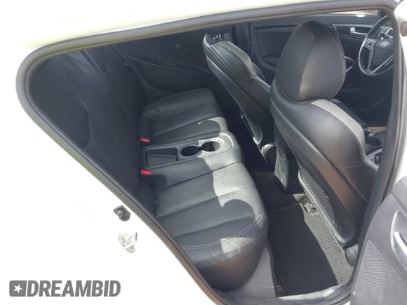 ✅ 2016 Hyundai Veloster Turbo • VIN: KMHTC6AE0GU293981 • Lot: 42354864. Wystawiony na IAAI z przebiegiem 118 691 mil. Bezpłatny archiwum sprzedaży aukcyjnych z USA i szczegółowy raport historii pojazdu na DreamBid. Zdjęcie 8.