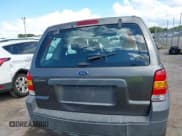 ✅ 2005 Ford Escape XLS Value • VIN: 1FMYU02Z45KC91788 • Lot: 43124665. Listed on IAAI with Not provided. Free auction sales archive from the USA and detailed vehicle history report at DreamBid. Image 15.