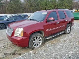 ✅ 2008 GMC Yukon Denali • VIN: 1GKFK63888J126965 • Lot: 94686925. Wystawiony na Copart z przebiegiem 204 657 mil. Bezpłatny archiwum sprzedaży aukcyjnych z USA i szczegółowy raport historii pojazdu na DreamBid. Zdjęcie 1.