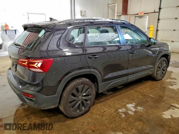 ✅ 2024 Volkswagen Taos S • VIN: 3VV5X7B26RM073748 • Лот: 95195395. Опубликован ранее на Copart с пробегом 35 770 миль. Бесплатный доступ к архиву аукционных продаж из США и подробный отчёт об истории автомобиля на DreamBid. Изображение 3.