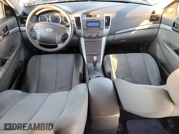 ✅ 2010 Hyundai Sonata GLS • VIN: 5NPET4AC0AH591707 • Лот: 81341634. Опубликован ранее на Copart с пробегом 235 324 миль. Бесплатный доступ к архиву аукционных продаж из США и подробный отчёт об истории автомобиля на DreamBid. Изображение 8.