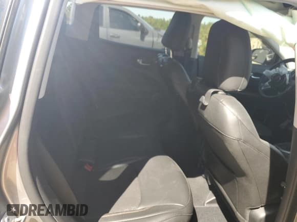 ✅ 2020 Jeep Compass Latitude • VIN: 3C4NJCBBXLT205996 • Lot: 50507825. Listed on Copart with Not provided. Free auction sales archive from the USA and detailed vehicle history report at DreamBid. Image 11.