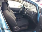 ✅ 2014 Nissan Note S • VIN: 3N1CE2CP2EL364842 • Lot: 42643232. Wystawiony na IAAI z przebiegiem 194 636 mil. Bezpłatny archiwum sprzedaży aukcyjnych z USA i szczegółowy raport historii pojazdu na DreamBid. Zdjęcie 5.