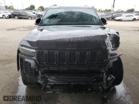 2022 Jeep Grand Cherokee Altitude with VIN 1C4RJGAG7N8584852, listed as a Copart auction lot 53094185 with 13,730 mi miles and Salvage title. Bid and sale history available at DreamBid. Image 5.