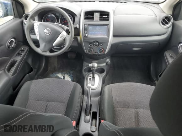 ✅ 2018 Nissan Versa S • VIN: 3N1CN7AP7JL883587 • Lot: 71302624. Listed on Copart with 98,184 mi. Free auction sales archive from the USA and detailed vehicle history report at DreamBid. Image 8.