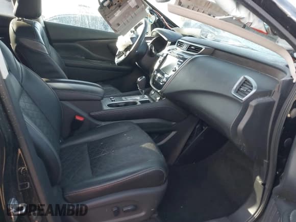 ✅ 2019 Nissan Murano Platinum • VIN: 5N1AZ2MJ2KN152128 • Lot: 41139746. Wystawiony na IAAI z przebiegiem 31 255 mil. Bezpłatny archiwum sprzedaży aukcyjnych z USA i szczegółowy raport historii pojazdu na DreamBid. Zdjęcie 5.