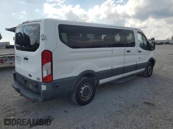 ✅ 2017 Ford Transit XL • VIN: 1FBZX2ZM9HKB00820 • Lot: 80820215. Wystawiony na Copart z przebiegiem 63 331 mil. Bezpłatny archiwum sprzedaży aukcyjnych z USA i szczegółowy raport historii pojazdu na DreamBid. Zdjęcie 3.