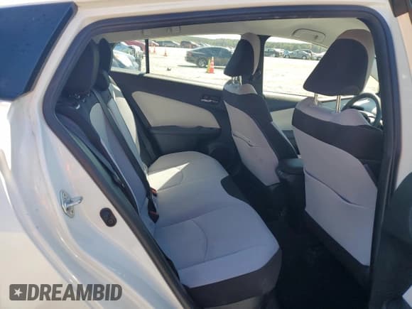 ✅ 2020 Toyota Prius LE • VIN: JTDL9RFU8L3015236 • Lot: 85289245. Wystawiony na Copart z przebiegiem 227 157 mil. Bezpłatny archiwum sprzedaży aukcyjnych z USA i szczegółowy raport historii pojazdu na DreamBid. Zdjęcie 10.