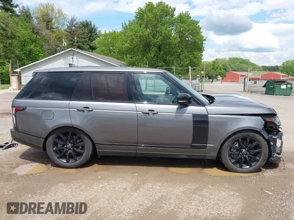 ✅ 2018 Land Rover Range Rover HSE • VIN: SALGS2SV1JA397462 • Lot: 42166558. Listed on IAAI with 55,421 mi. Free auction sales archive from the USA and detailed vehicle history report at DreamBid. Image 14.