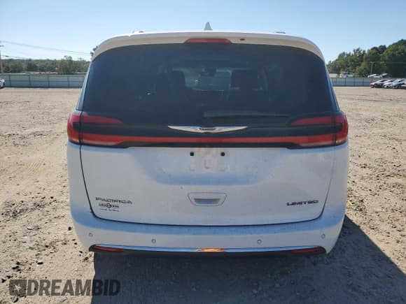 ✅ 2022 Chrysler Pacifica Limited • VIN: 2C4RC1GG8NR111710 • Lot: 82325015. Wystawiony na Copart z przebiegiem 86 093 mil. Bezpłatny archiwum sprzedaży aukcyjnych z USA i szczegółowy raport historii pojazdu na DreamBid. Zdjęcie 6.