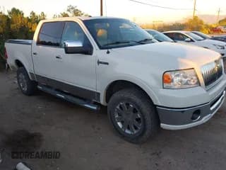 ✅ 2006 Lincoln Mark LT • VIN: 5LTPW18566FJ24022 • Лот: 43644619. Опубликован ранее на IAAI с пробегом 209 293 миль. Бесплатный доступ к архиву аукционных продаж из США и подробный отчёт об истории автомобиля на DreamBid. Изображение 1.