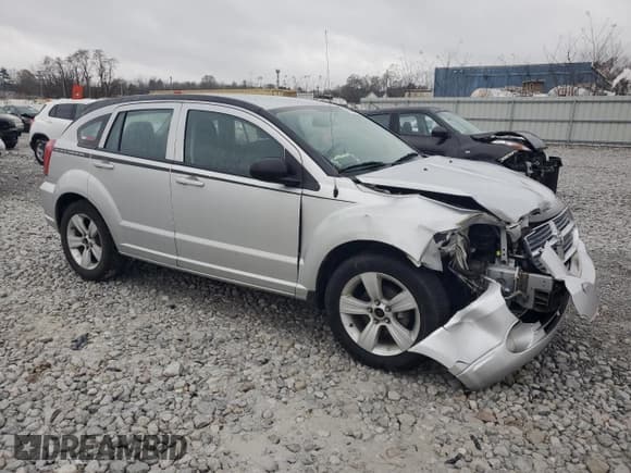 ✅ 2011 Dodge Caliber Mainstreet • VIN: 1B3CB3HA1BD118030 • Лот: 81896574. Опубликован ранее на Copart с пробегом 114 073 миль. Бесплатный доступ к архиву аукционных продаж из США и подробный отчёт об истории автомобиля на DreamBid. Изображение 4.