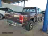 2004 Dodge 1500 SLT z VIN 1D7HA18DX4J136767, wystawiony jako Copart lot #75452534 z przebiegiem 249 700 mil mil oraz Szkoda całkowita • Salvage title. Historia ofert i sprzedaży dostępna na DreamBid. Obrazek 3.