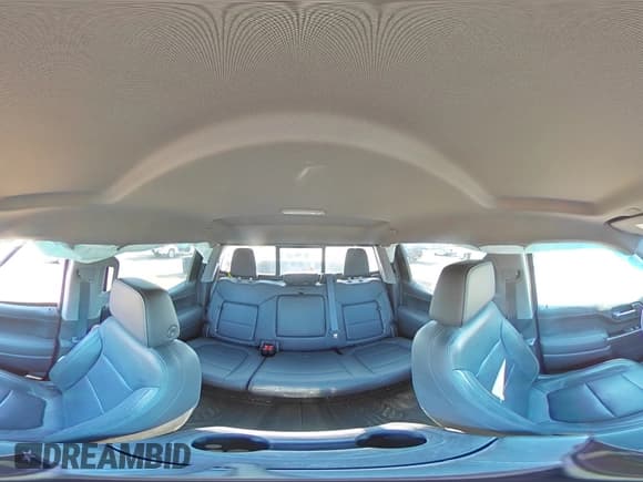 ✅ 2020 Chevrolet Silverado 1500 LTZ • VIN: 3GCUYGET3LG417103 • Lot: 71615015. Wystawiony na Copart z przebiegiem 133 413 mil. Bezpłatny archiwum sprzedaży aukcyjnych z USA i szczegółowy raport historii pojazdu na DreamBid. Zdjęcie 14.