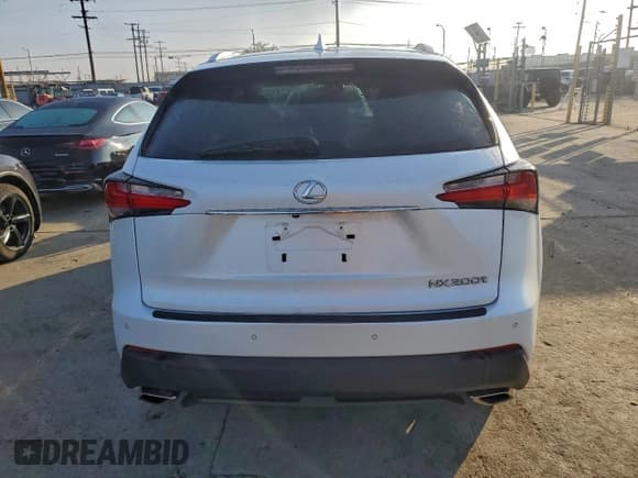 ✅ 2017 Lexus NX 200t • VIN: JTJBARBZ7H2098513 • Lot: 94921055. Wystawiony na Copart z przebiegiem 30 969 mil. Bezpłatny archiwum sprzedaży aukcyjnych z USA i szczegółowy raport historii pojazdu na DreamBid. Zdjęcie 6.
