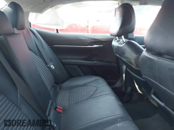 2020 Toyota Camry SE с VIN 4T1G11AK7LU945747, выставлен на аукционе IAAI как лот 42886887 с пробегом Не указан миль и . История ставок и продаж доступна на DreamBid. Изображение 8.