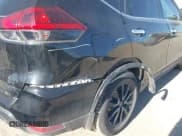 ✅ 2018 Nissan Rogue SL • VIN: 5N1AT2MT1JC726294 • Lot: 43691419. Wystawiony na IAAI z przebiegiem 291 076 mil. Bezpłatny archiwum sprzedaży aukcyjnych z USA i szczegółowy raport historii pojazdu na DreamBid. Zdjęcie 6.