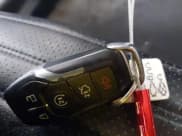 ✅ 2017 Ford Mustang EcoBoost Premium • VIN: 1FA6P8TH0H5310434 • Lot: 43733053. Wystawiony na IAAI z przebiegiem 144 706 mil. Bezpłatny archiwum sprzedaży aukcyjnych z USA i szczegółowy raport historii pojazdu na DreamBid. Zdjęcie 11.