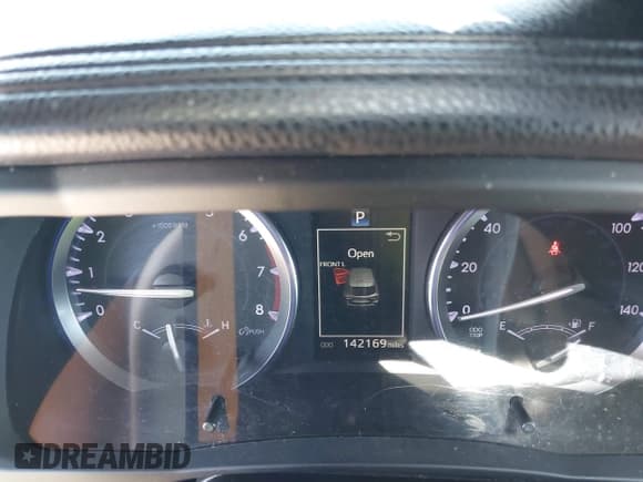 ✅ 2014 Toyota Highlander XLE • VIN: 5TDKKRFH2ES012059 • Lot: 42887594. Wystawiony na IAAI z przebiegiem 142 169 mil. Bezpłatny archiwum sprzedaży aukcyjnych z USA i szczegółowy raport historii pojazdu na DreamBid. Zdjęcie 7.