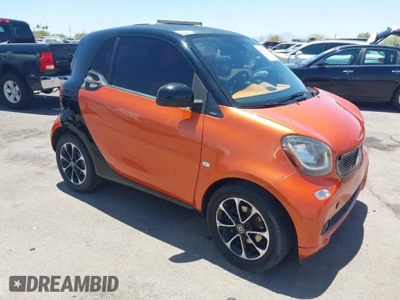 ✅ 2016 Smart fortwo Passion • VIN: WMEFJ5DA2GK059638 • Лот: 42532391. Опубликован ранее на IAAI с пробегом 52 047 миль. Бесплатный доступ к архиву аукционных продаж из США и подробный отчёт об истории автомобиля на DreamBid. Изображение 1.