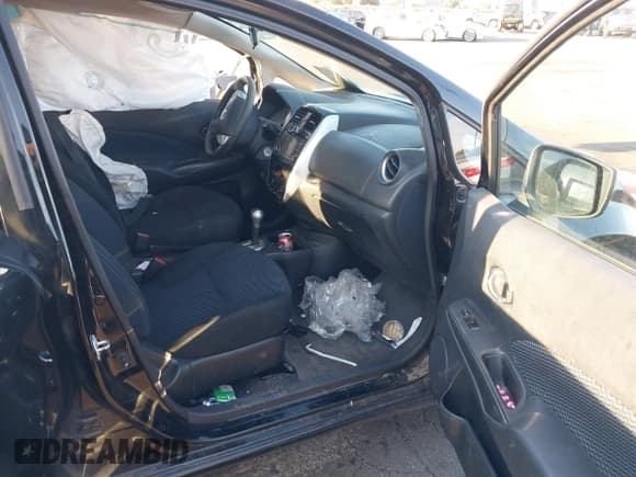 ✅ 2015 Nissan Note SR • VIN: 3N1CE2CPXFL430359 • Lot: 41841859. Listed on IAAI with 103,121 mi. Free auction sales archive from the USA and detailed vehicle history report at DreamBid. Image 5.