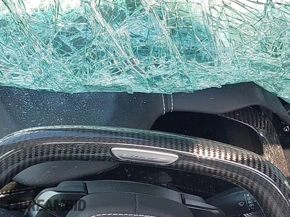 2025 Chevrolet Corvette 3LZ z VIN 1G1YF3D31S5602380, wystawiony jako IAAI lot #43134166 z przebiegiem Nie podano mil oraz . Historia ofert i sprzedaży dostępna na DreamBid. Obrazek 7.