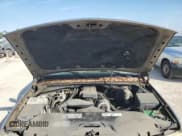 ✅ 2000 Chevrolet Suburban LS • VIN: 3GNEC16T2YG167589 • Lot: 89736015. Listed on Copart with Not provided. Free auction sales archive from the USA and detailed vehicle history report at DreamBid. Image 12.