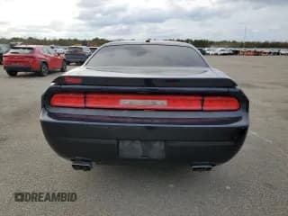 ✅ 2012 Dodge Challenger SXT • VIN: 2C3CDYAGXCH124888 • Lot: 82641564. Wystawiony na Copart z przebiegiem 120 448 mil. Bezpłatny archiwum sprzedaży aukcyjnych z USA i szczegółowy raport historii pojazdu na DreamBid. Zdjęcie 6.