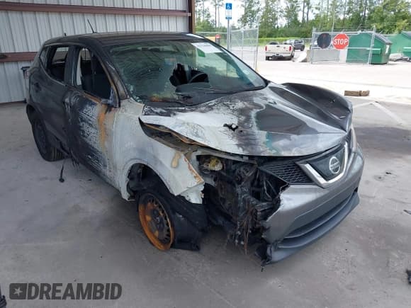 ✅ 2019 Nissan Rogue S • VIN: JN1BJ1CR5KW628869 • Lot: 43126080. Wystawiony na IAAI z przebiegiem 103 075 mil. Bezpłatny archiwum sprzedaży aukcyjnych z USA i szczegółowy raport historii pojazdu na DreamBid. Zdjęcie 6.
