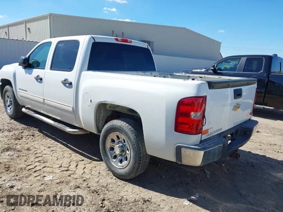✅ 2012 Chevrolet Silverado 1500 LS • VIN: 3GCPCREA3CG177184 • Lot: 43629184. Wystawiony na IAAI z przebiegiem 138 308 mil. Bezpłatny archiwum sprzedaży aukcyjnych z USA i szczegółowy raport historii pojazdu na DreamBid. Zdjęcie 3.