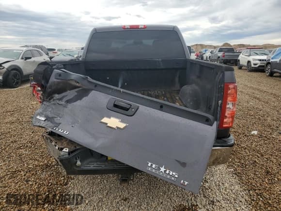 ✅ 2010 Chevrolet Silverado 1500 LT • VIN: 3GCRCSE01AG216617 • Lot: 87125005. Listed on Copart with 335,402 mi. Free auction sales archive from the USA and detailed vehicle history report at DreamBid. Image 6.