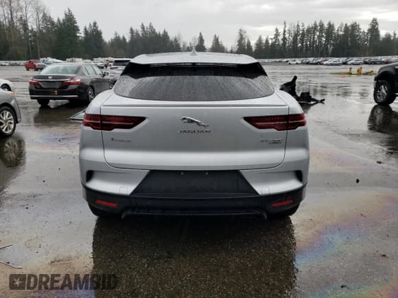 ✅ 2020 Jaguar I-Pace SE • VIN: SADHC2S14L1F81262 • Lot: 79630114. Wystawiony na Copart z przebiegiem 17 894 mil. Bezpłatny archiwum sprzedaży aukcyjnych z USA i szczegółowy raport historii pojazdu na DreamBid. Zdjęcie 6.