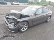 ✅ 2015 BMW 3 Series 320i • VIN: WBA3B1G56FNT63135 • Lot: 42244926. Wystawiony na IAAI z przebiegiem Nie podano. Bezpłatny archiwum sprzedaży aukcyjnych z USA i szczegółowy raport historii pojazdu na DreamBid. Zdjęcie 2.