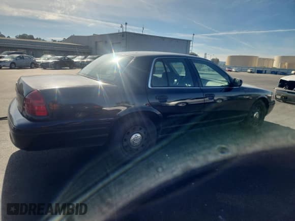 ✅ 2007 Ford Police Interceptor • VIN: 2FAFP71W07X138219 • Лот: 92357565. Опубликован ранее на Copart с пробегом 132 073 миль. Бесплатный доступ к архиву аукционных продаж из США и подробный отчёт об истории автомобиля на DreamBid. Изображение 3.