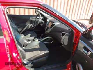 ✅ 2013 Hyundai Veloster w/Black Int • VIN: KMHTC6AD1DU118187 • Лот: 43417935. Опубликован ранее на IAAI с пробегом 125 169 миль. Бесплатный доступ к архиву аукционных продаж из США и подробный отчёт об истории автомобиля на DreamBid. Изображение 5.