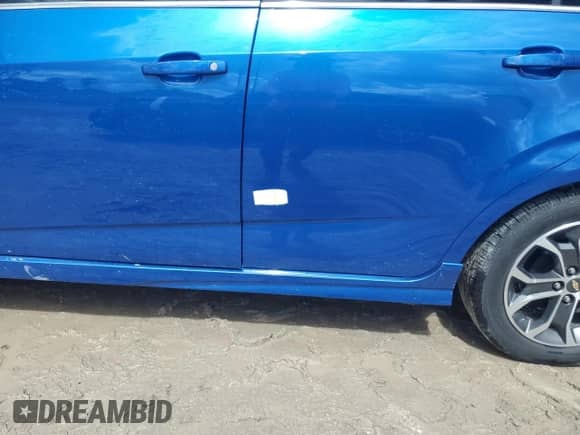 ✅ 2017 Chevrolet Sonic LT • VIN: 1G1JD5SHXH4163308 • Лот: 73631274. Размещён на Copart с пробегом 42 995 миль миль. Получите бесплатный доступ к архиву аукционных продаж из США и посмотрите подробный отчёт об истории автомобиля на DreamBid. Изображение 12.