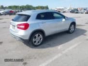 ✅ 2019 Mercedes-Benz GLA 250 • VIN: WDCTG4GB2KU004483 • Lot: 43152553. Wystawiony na IAAI z przebiegiem 43 731 mil. Bezpłatny archiwum sprzedaży aukcyjnych z USA i szczegółowy raport historii pojazdu na DreamBid. Zdjęcie 4.