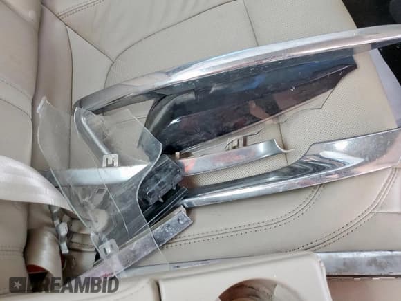 ✅ 2018 Lincoln MKZ Reserve • VIN: 3LN6L5E91JR623694 • Lot: 85925365. Listed on Copart with 66,651 mi. Free auction sales archive from the USA and detailed vehicle history report at DreamBid. Image 12.