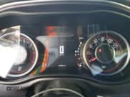 ✅ 2015 Dodge Challenger R/T • VIN: 2C3CDZAT8FH911359 • Lot: 70689744. Wystawiony na Copart z przebiegiem 124 582 mil. Bezpłatny archiwum sprzedaży aukcyjnych z USA i szczegółowy raport historii pojazdu na DreamBid. Zdjęcie 9.