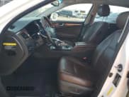 ✅ 2015 Hyundai Equus Signature • VIN: KMHGH4JHXFU094453 • Lot: 84204765. Listed on Copart with 133,372 mi. Free auction sales archive from the USA and detailed vehicle history report at DreamBid. Image 7.