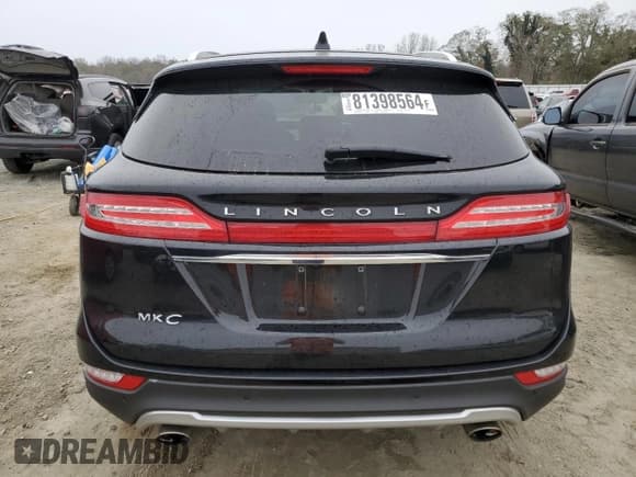 ✅ 2019 Lincoln MKC Standard • VIN: 5LMCJ1D98KUL37318 • Lot: 81398564. Wystawiony na Copart z przebiegiem 35 929 mil. Bezpłatny archiwum sprzedaży aukcyjnych z USA i szczegółowy raport historii pojazdu na DreamBid. Zdjęcie 6.