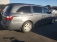 ✅ 2013 Honda Odyssey LX • VIN: 5FNRL5H20DB039065 • Лот: 85134445. Опубликован ранее на Copart с пробегом 165 751 миль. Бесплатный доступ к архиву аукционных продаж из США и подробный отчёт об истории автомобиля на DreamBid. Изображение 3.