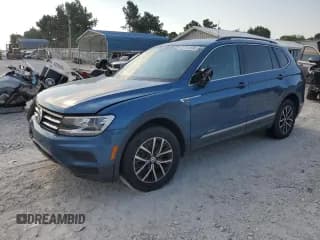 ✅ 2020 Volkswagen Tiguan SE • VIN: 3VV3B7AX3LM042953 • Lot: 67741595. Wystawiony na Copart z przebiegiem 49 544 mil. Bezpłatny archiwum sprzedaży aukcyjnych z USA i szczegółowy raport historii pojazdu na DreamBid. Zdjęcie 1.