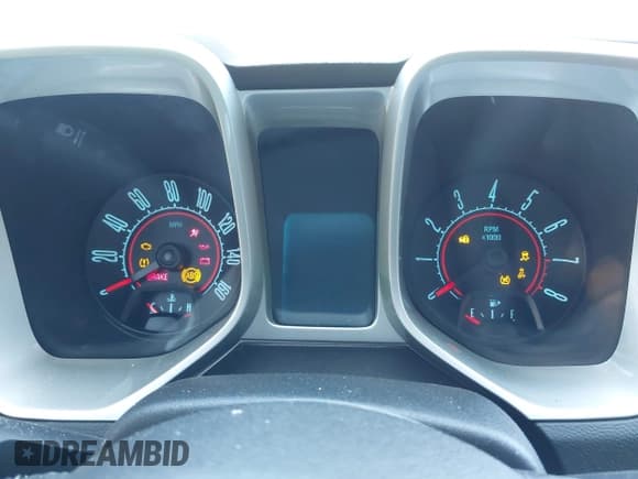 ✅ 2011 Chevrolet Camaro 2LT • VIN: 2G1FC1ED2B9157050 • Lot: 41860524. Listed on IAAI with 137,053 mi. Free auction sales archive from the USA and detailed vehicle history report at DreamBid. Image 7.