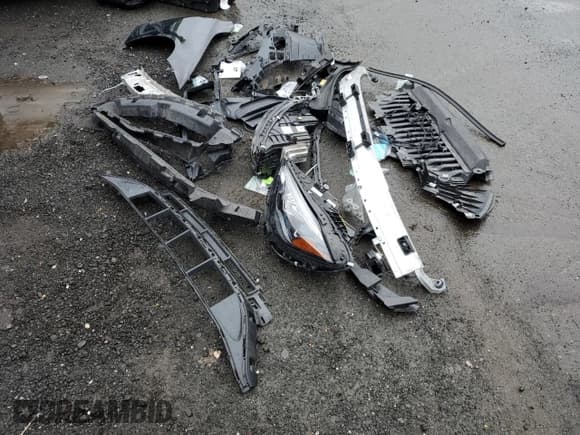 ✅ 2022 Mercedes-Benz C 300 • VIN: W1KAF4HB2NR009842 • Lot: 81635605. Wystawiony na Copart z przebiegiem 52 972 mil. Bezpłatny archiwum sprzedaży aukcyjnych z USA i szczegółowy raport historii pojazdu na DreamBid. Zdjęcie 12.