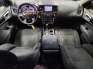 ✅ 2013 Nissan Pathfinder SV • VIN: 5N1AR2MM2DC668725 • Lot: 94069495. Listed on Copart with 132,336 mi. Free auction sales archive from the USA and detailed vehicle history report at DreamBid. Image 8.